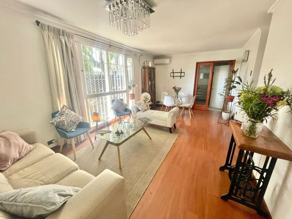 Amplia habitación las condes en Las condes — Busco Roomie