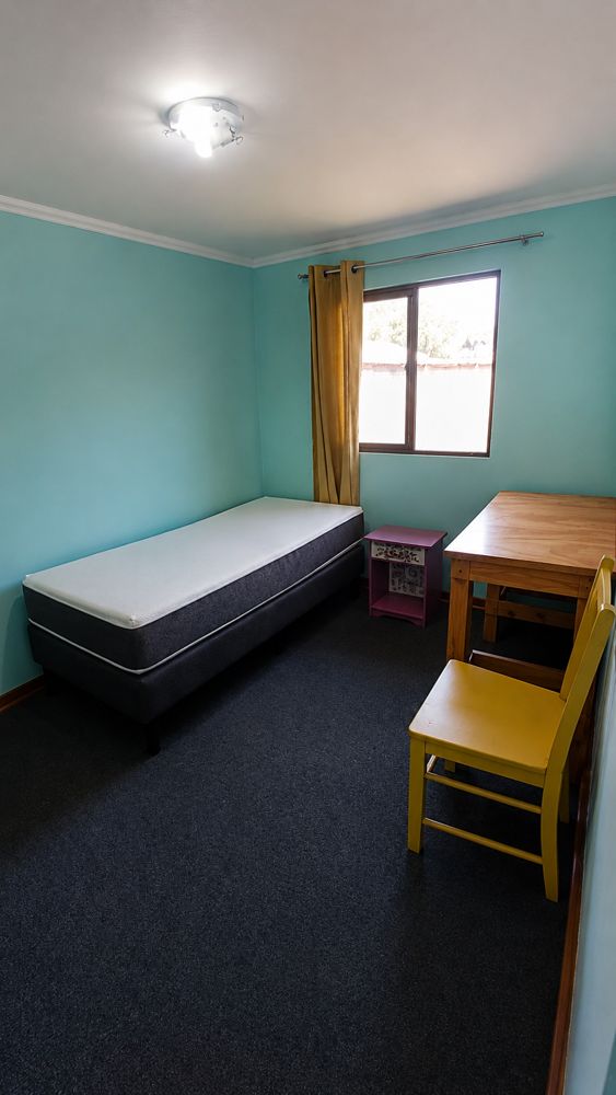 Habitación amoblada a pasos del metro einstein para estudiante mujer en Recoleta — Busco Roomie