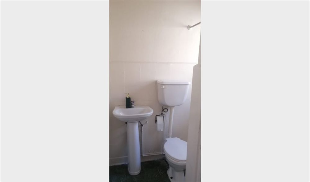 1 habitación disponible, espaciosa y con acceso a baño propio, ambiente muy tranquilo en Vina del mar — Busco Roomie