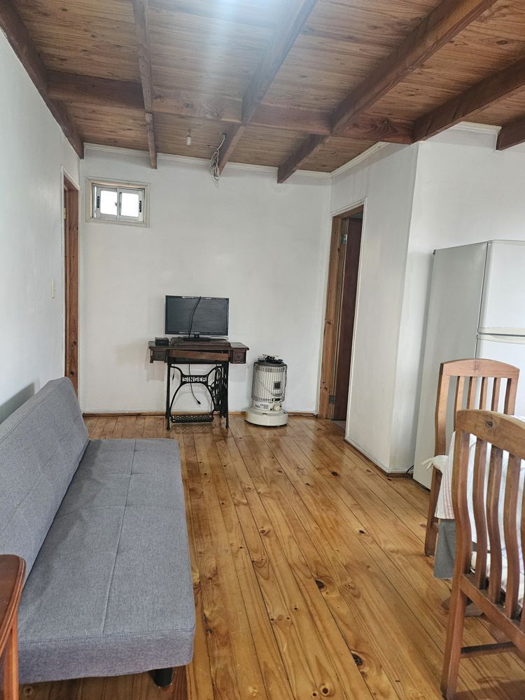 Habitación en la reina, a 3 cuadras de metro plaza egaña, sólo mujeres en La reina — Busco Roomie