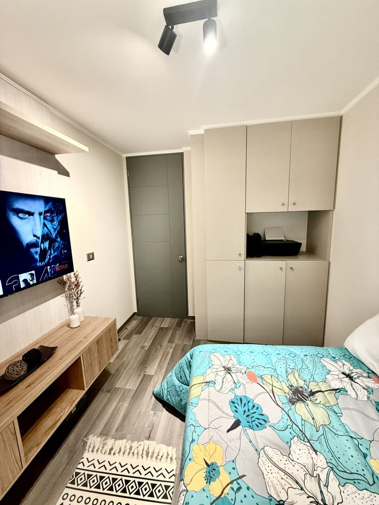 Habitación 100% amueblada en la florida, al lado de metro rojas magallanes. en La florida — Busco Roomie