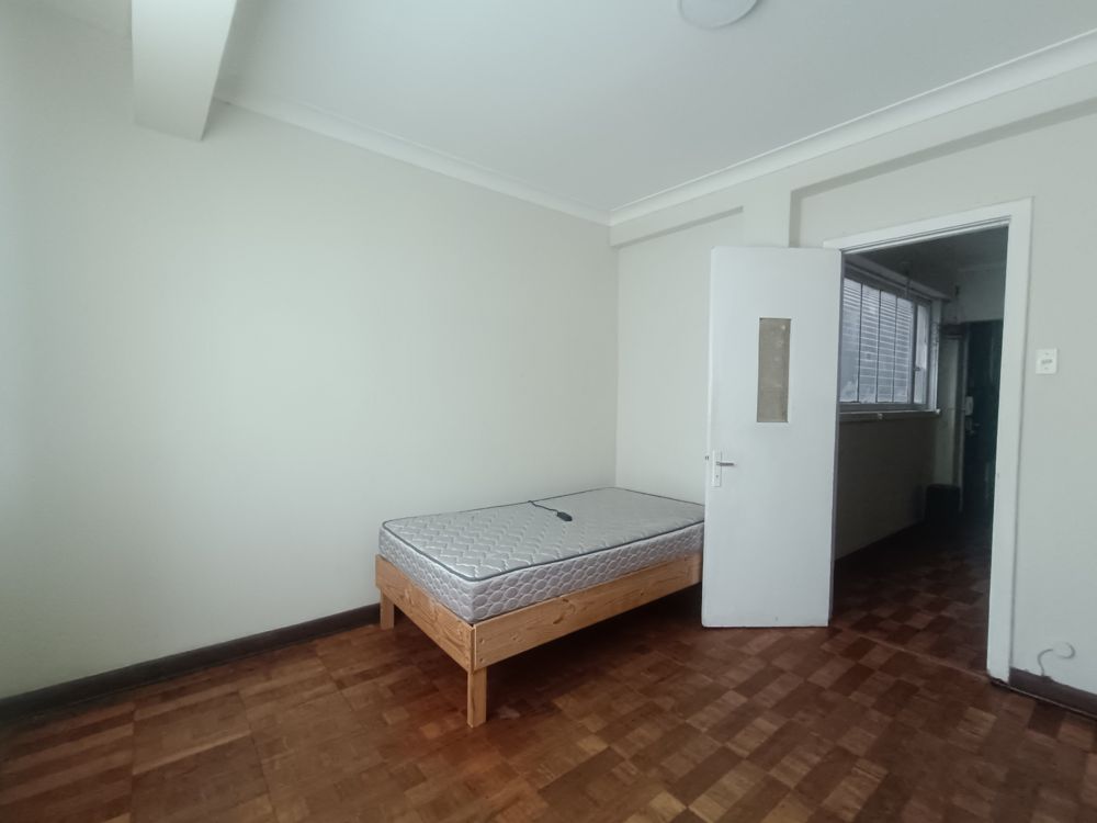 Amplia habitación en espacioso depto en stgo centro en Santiago — Busco Roomie