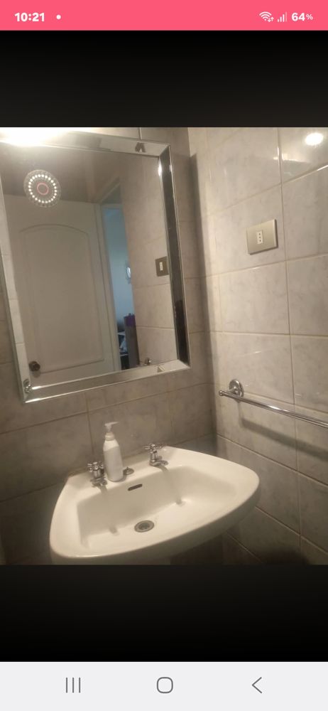 Se arrienda pieza ,solo mujeres en Las condes — Busco Roomie