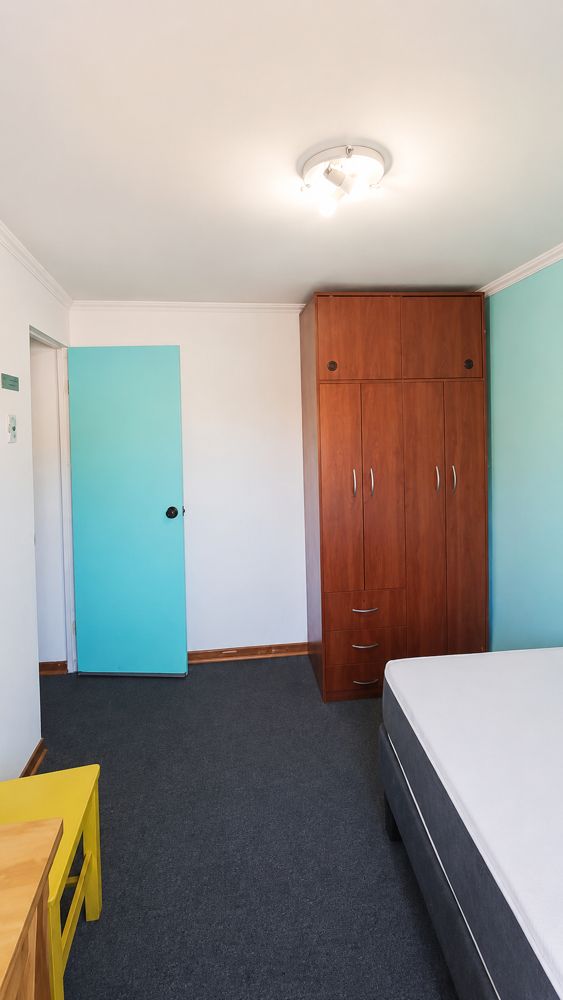 Habitación amoblada a pasos del metro einstein para estudiante mujer en Recoleta — Busco Roomie