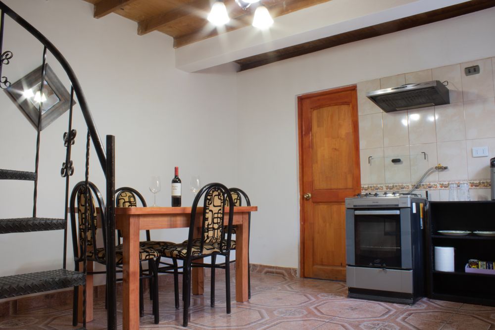 Habitación amoblada a pasos del metro einstein para estudiante mujer en Recoleta — Busco Roomie