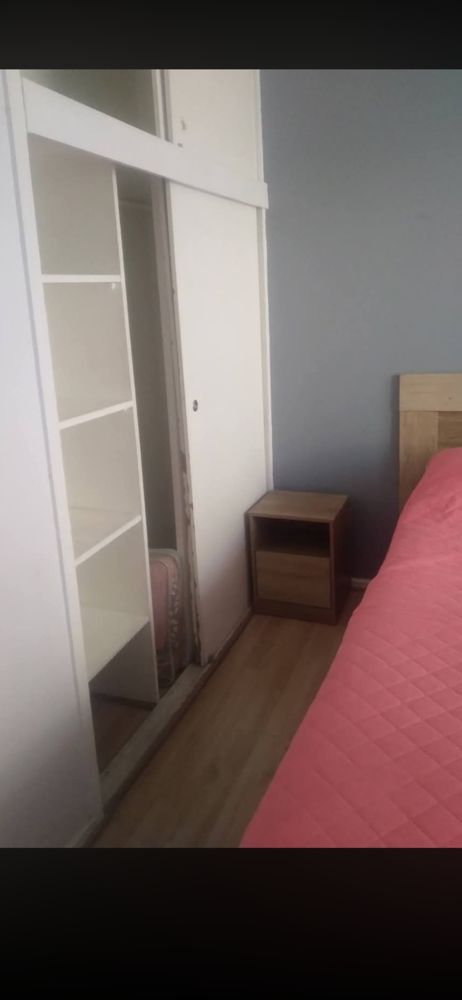 Se arrienda pieza ,solo mujeres en Las condes — Busco Roomie