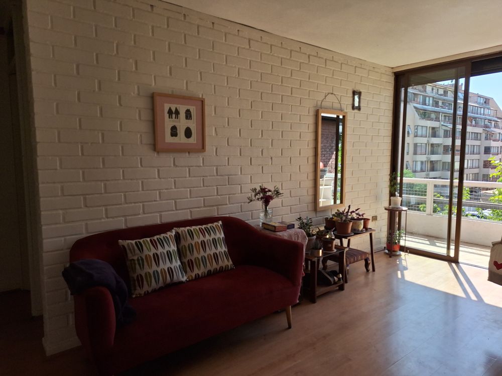 Amplia habitación en departamento tranquilo en Nunoa