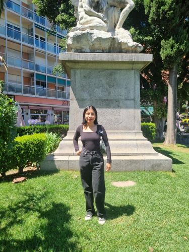 Foto de perfil de Vivian — Roomie en Busco Roomie