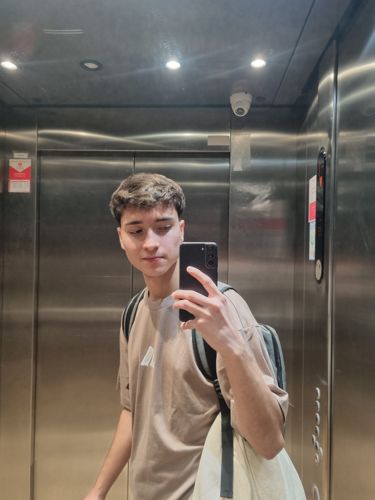 Foto de perfil de Ariel — Roomie en Busco Roomie