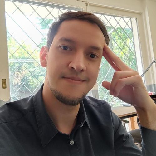Foto de perfil de Arturo — Roomie en Busco Roomie