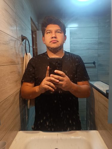 Foto de perfil de Victor — Roomie en Busco Roomie